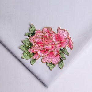 Delicado parche bordado de flor rosa, parche floral vintage para ropa o vestido, apliques bordados decorativos (5 colores)
