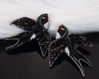 A Pair of Embroidery Bird Beaded Sequins Applique Patch,Rhinestone Bird Patch Supplies for Coat,T-Shirt,Costume Decorative Appliques Patches