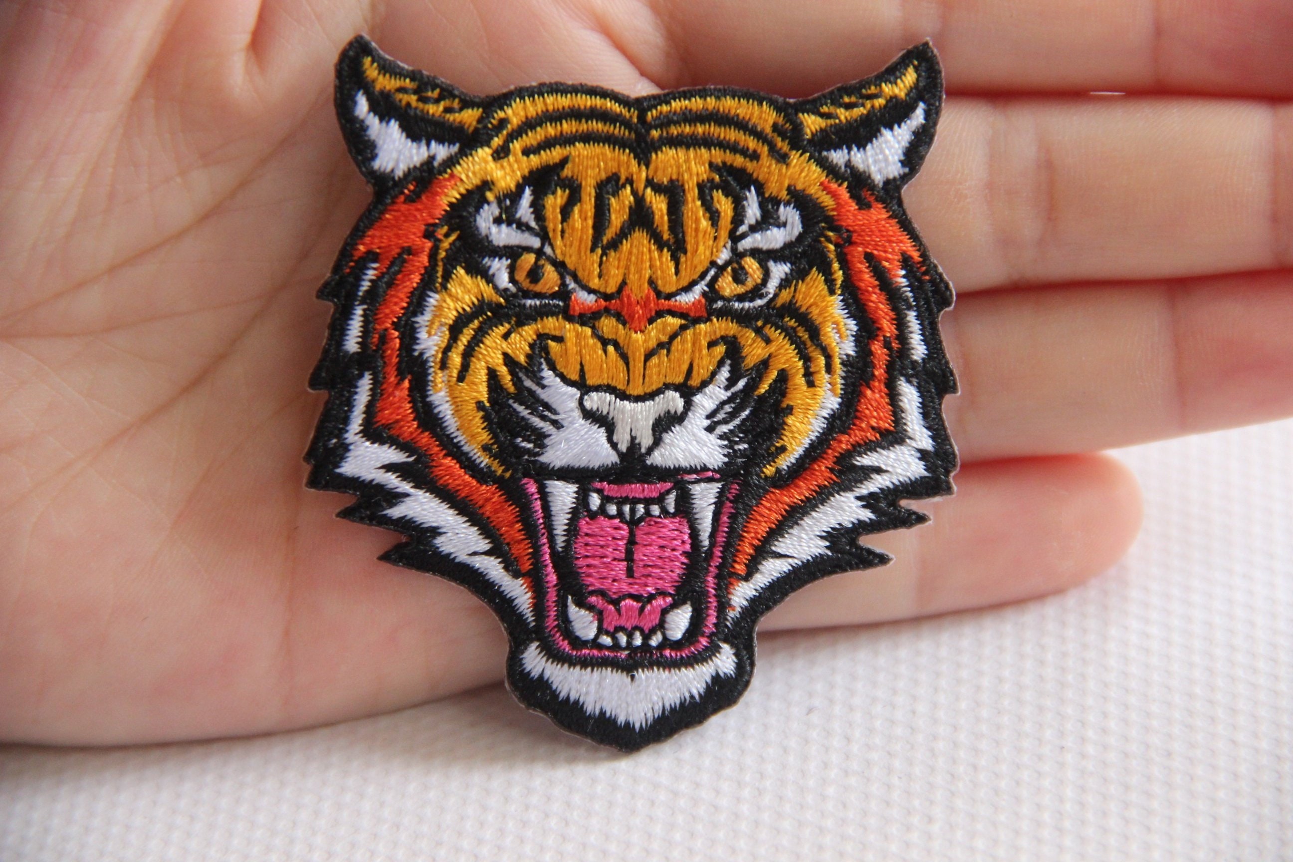 Gucci t sales shirt tiger print