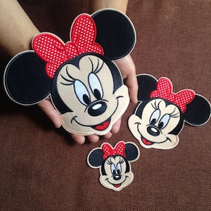 Cartoon Minnie or Mickey Iron on Applique Patch,Embroidered Minnie Patch Supplies for Coat,T-Shirt,Costume Decorative Appliques Patches