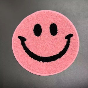 Pink Smile Embroidery Applique Patch,Embroidered Smile Patch Supplies for Coat,T-shirt or Jeans Decorative Appliques Patches
