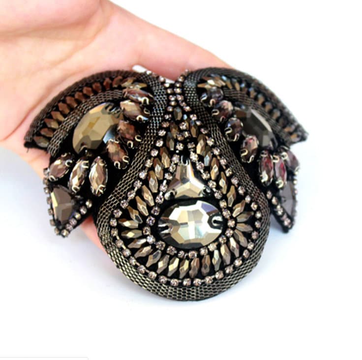 A Pair of Tassels Diamond Epaulet,Handmade Shoulder Pad,Studs Shoulder