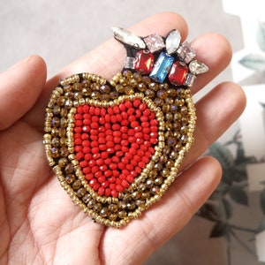 Delicate Embroidery Rhinestone Heart Sequined Applique Patch,Beaded Heart Patch Supplies for Coat,T-Shirt,Costume Decorative Patches