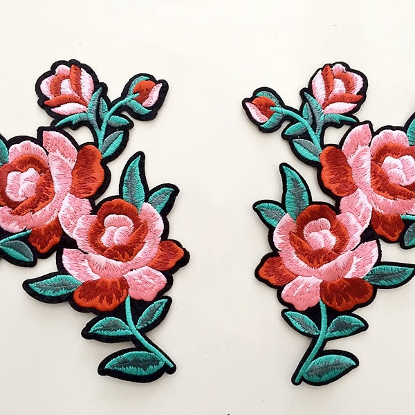 A Pair of Delicate Embroidered Red Floral Applique Patch,Vintage Flower Patch for Clothing or Dress,Decorative Embroidery Appliques