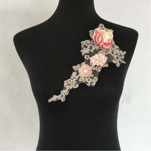 Delicado parche bordado con flores en 3D rosas, parche floral vintage para ropa o vestido, apliques de flores bordadas para decoraciones