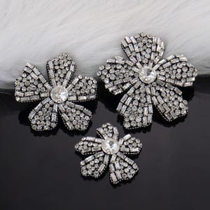 Lot De 2 Patchs Brodés Abeille Avec Perles Et Paillettes – À Coudre Sur Vêtements, Sacs – Déco Personnalisée