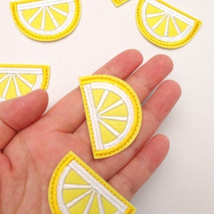 4 Stück Zitrone gestickt Eisen auf Applikation Patch, Stickerei Zitrone Patch für T-Shirt, Mantel oder Jeans dekorative Stickerei Applikationen Patches