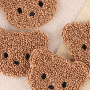 2 Pieces Bear Embroidery Applique Patch,Embroidered Bear Patch Supplies for Coat,T-shirt or Jeans,Clothing Decorative Appliques Patches