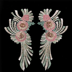 A Pair of Embroidered 3D Flower Applique Patch,Vintage Floral Supplies Patch for Clothing or Dress,Decoration Embroidery Appliques