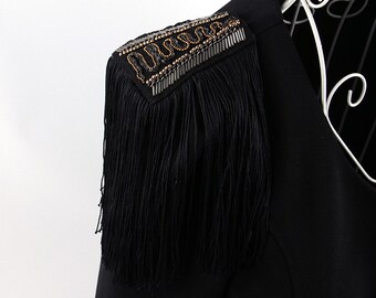 Ein Paar schwarze lange Quasten Epaulet, handgemachte Schulterpolster, Goldnieten Schulter Dekoration Schulterklappen, Schulter Verschönerung, Schulterklappen