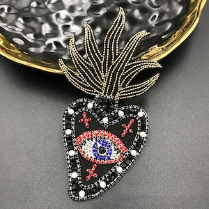 Delicate Heart Embroidery Rhinestone Applique Patch,Beaded Eye Patch Supplies for Coat,T-Shirt,Costume Decorative Applique Patches