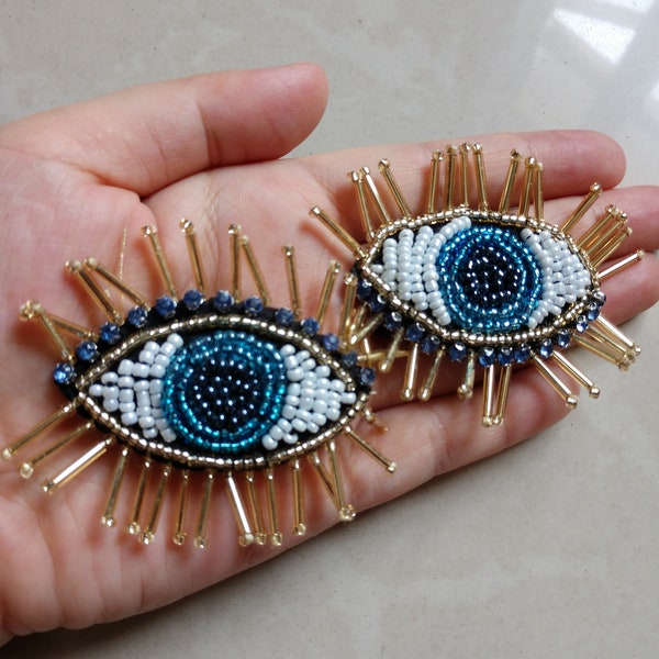 A Pair of Eye Embroidery Rhinestone Sequined Applique Patch,Beaded Eye Patch Supplies for Coat,T-Shirt,Costume Decorative Applique Patches
