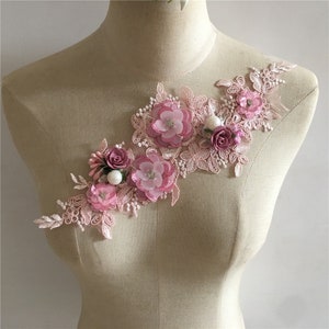 Delicado parche bordado con apliques de flores rosas en 3D, parche floral vintage para ropa o vestido, apliques de flores bordadas para decoraciones