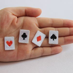 4 pieces Small Playing Cards Embroidery Iron On Applique Patch,Embroideried Patch Supplies for Coat,T-Shirt,Jeans,Decorative Iron on Patches