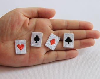 4 pieces Small Playing Cards Embroidery Iron On Applique Patch,Embroideried Patch Supplies for Coat,T-Shirt,Jeans,Decorative Iron on Patches