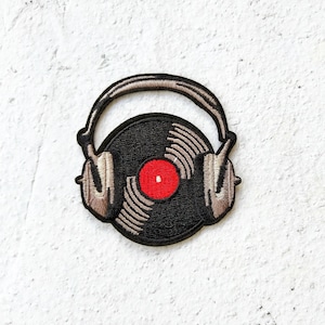 Music Embroidered Iron On Applique Patch,Embroidery Record Iron on for T-shirt,Coat or Jeans Decorative Embroidery Iron On Patches
