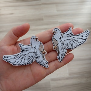 A Pair of Bird Embroidery Iron on Applique Patch,Embroidered Peace dove Patch Supplies for Coat,T-shirt or Jeans Decorative Applique Patches