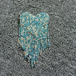 Delicate Embroidery Beaded Heart Applique Patch,Rhinestone Fringed Heart Patch Supplies for Coat,T-Shirt,Costume Decorative Applique Patches