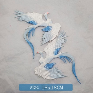 A Pair of Crane Embroidered Iron On Applique Patch,Embroidery Bird Patch for T-shirt,Jeans,costume Decoration Iron on Appliques Patches