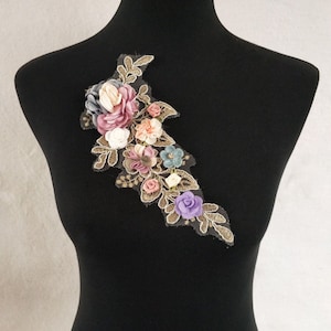 Delicate Embroidered Pink 3D Flower Applique Patch,Vintage Floral Patch for Clothing or Dress,Decorations Embroidery Flower Appliques
