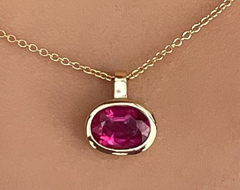 Pink Tourmaline Necklace . Oval Pink Tourmaline Pendant . 14k Gold Pink Tourmaline Necklace . 18k Gold Pink Tourmaline October Birthstone