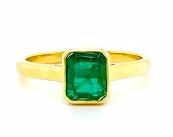 Natural Zambian Emerald Ring 14k 18k Yellow White or Rose Gold . Bezel Set Emerald Cut Ring . Baguette . Engagement Stacking Anniversary