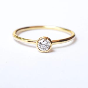 Anillo solitario de diamante natural de 0,20 quilates, color G, en oro de 18 quilates. Anillo de compromiso. Anillo apilable. Diamante redondo. Oro amarillo, blanco y rosa.