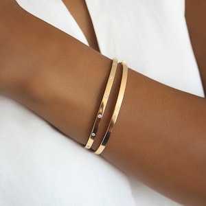 Naturdiamant Armreif Armband 3,5 mm Breite aus massivem Gold. Brillant aus weißem Saphir oder Gold . Geschenk. 14k 18k Rose Gelb Weiß