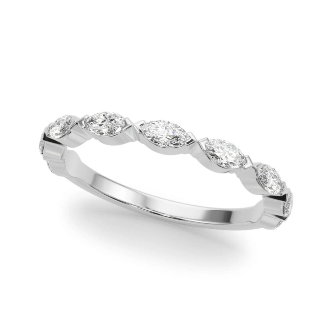 Chevron Setting 0.75ctw Diamond Marquise Cut Band . EF Color Natural Diamonds . V ...