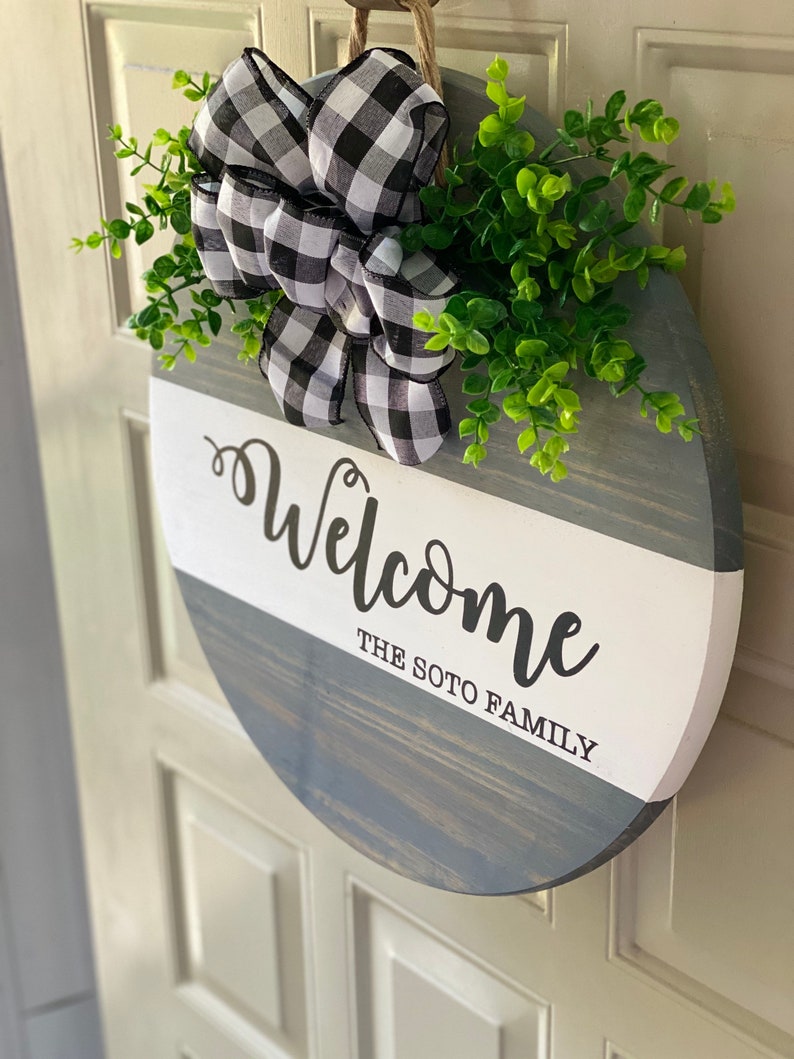 Door Hanger Welcome Door Sign Circle Welcome Sign Personalized Welcome Sign Anniversary Gift Sign image 6