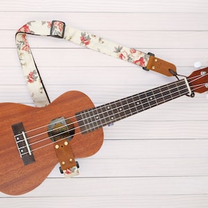 Cream Fabric Flower Ukulele Strap 3in1
