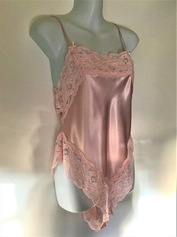 1980/'s VINTAGE Highcut Teddy Pale Pink Satin /& Lace BERLEI Size 12-14 Silky Bodysuit Babydoll Lingerie Aus