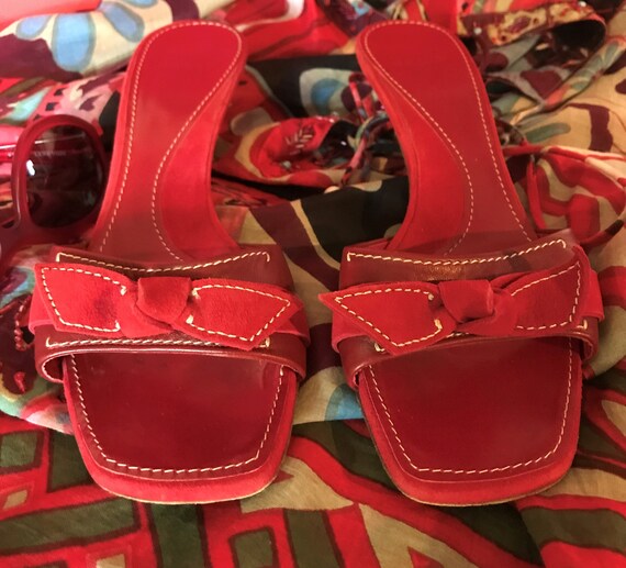red bally shoes