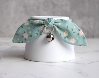 Sage Green Floral Cat Collar with Safety Breakaway Buckle - Aesthetic Cat Collar with Bow and Bell - Soft Kitten Collar