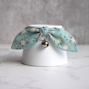 Sage Green Floral Cat Collar with Safety Breakaway Buckle - Aesthetic Cat Collar with Bow and Bell - Soft Kitten Collar
