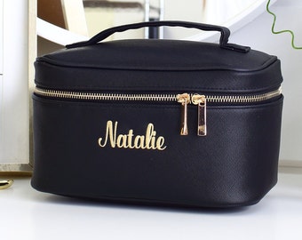 Trousse de maquillage brodée, vanity case personnalisé, cadeau pour elle