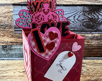 Valentines Day Box Card - Lacy Heart I Love You