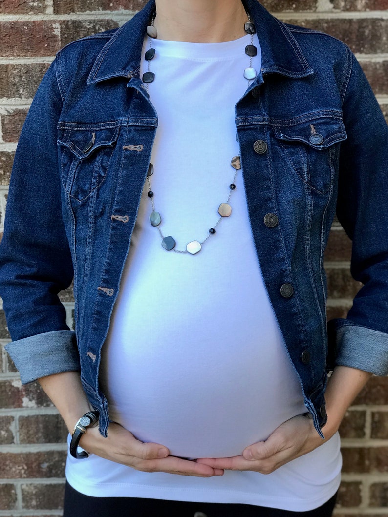 The Best White Maternity T-shirt / Basic Maternity T-Shirt / Layering Shirt / Comfortable / Flattering / Soft / Stretchy image 3