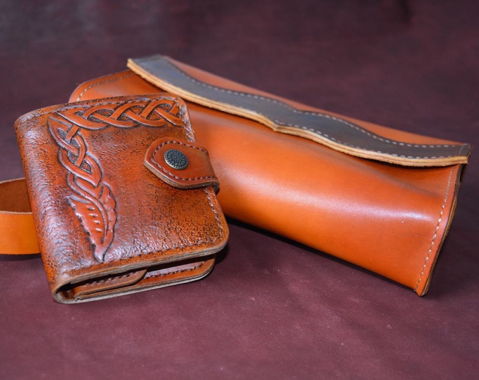 Кожаные изделия. Лопатник оружие. Индивидуальные кожаные изделия. Кожаные изделия. Изделия из кожи.