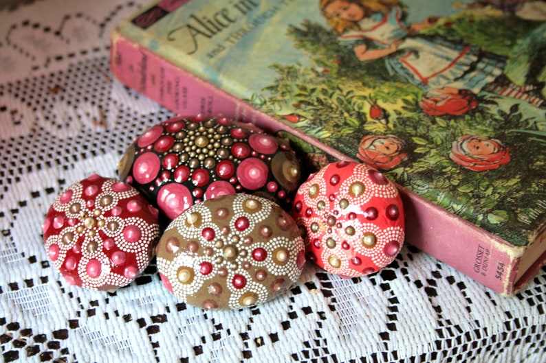 Painted Dot Art Yard Ornaments Mandala Rocks Brown Maroon Home Decor Gift Sets for Him Coffee Table Art Persian Art Indian Inspired Art