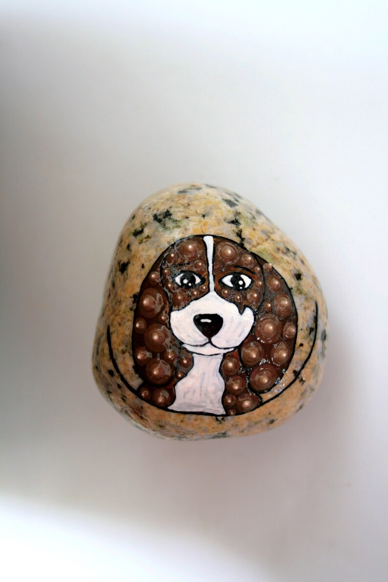Beagle Dog Breed Dot Art Beach Rock Stone Paperweight Rock Etsy