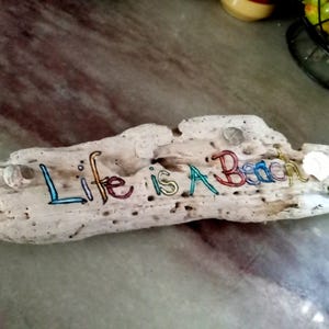 Beach Comber Driftwood Souvenir, Driftwood Art, Rhode Island Art New England Gift, Painted Beach Decor State Souvenir, Hand Painted Wood Art