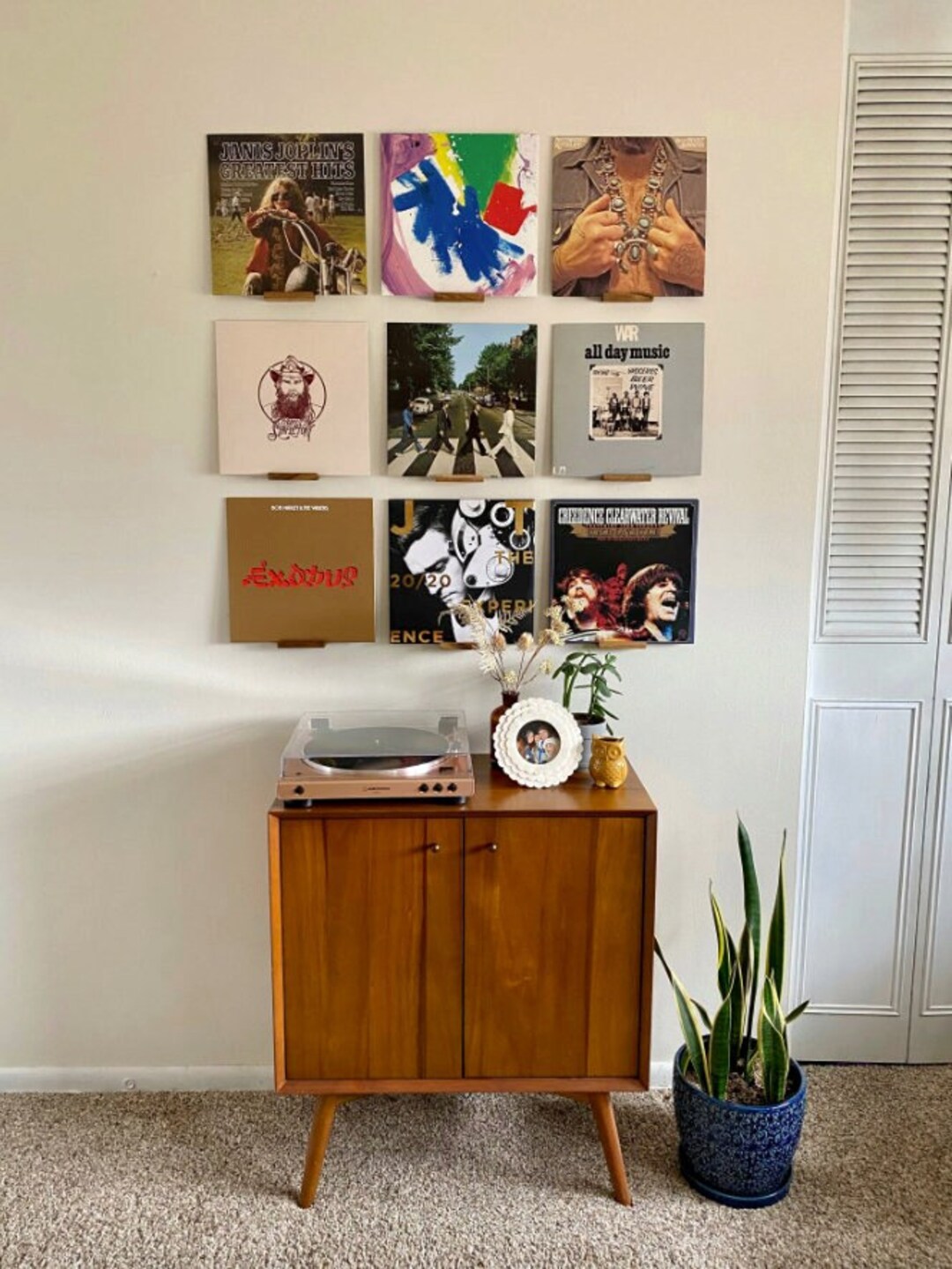 10 Pack Minimalistic Walnut Vinyl Mount Vinyl Wall Shelf Etsy