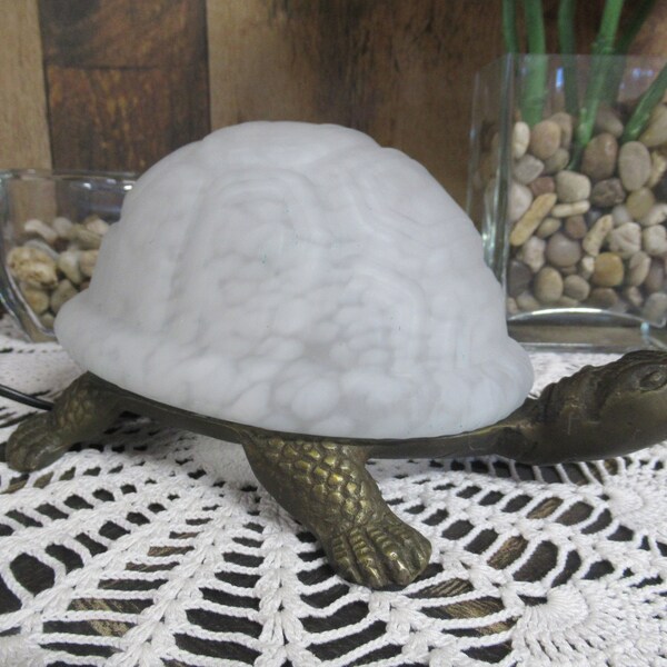 Turtle Night Light,, VINTAGE Electric Table Night Light,, VTG Gold Turtle Accent Lamp