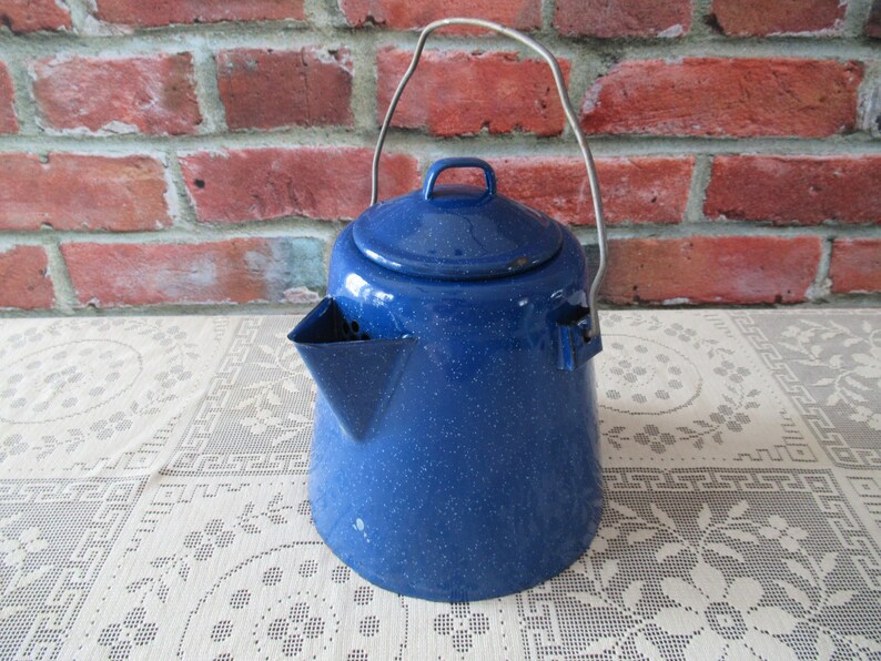 VINTAGE Blue Enamel Coffee Pot, Camping Rustic Kitchen ENAMELWARE