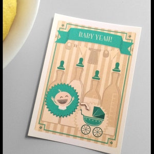 Baby yeah! kaart - Retro geboortekaart in groen met blije baby, kinderwagen, babyflessen en schone babykleerdjes aan een waslijn.