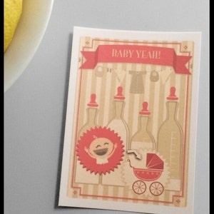 Baby yeah! kaart - Retro geboortekaart in roze met blije baby, kinderwagen, babyflessen en schone babykleerdjes aan een waslijn.