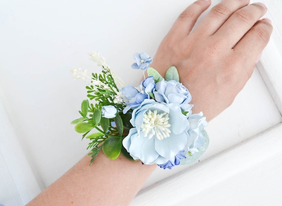 laten vallen Ironisch schaduw Blauwe pols corsage Bruidsmeisjes corsage Mama te zijn corsage | Etsy