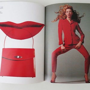 VERSACE Meister der Mode Book in German language image 3