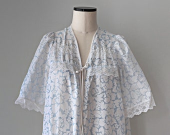 Robe de chambre vintage estivale, peignoir fleurie à volants et dentelle. Taille M